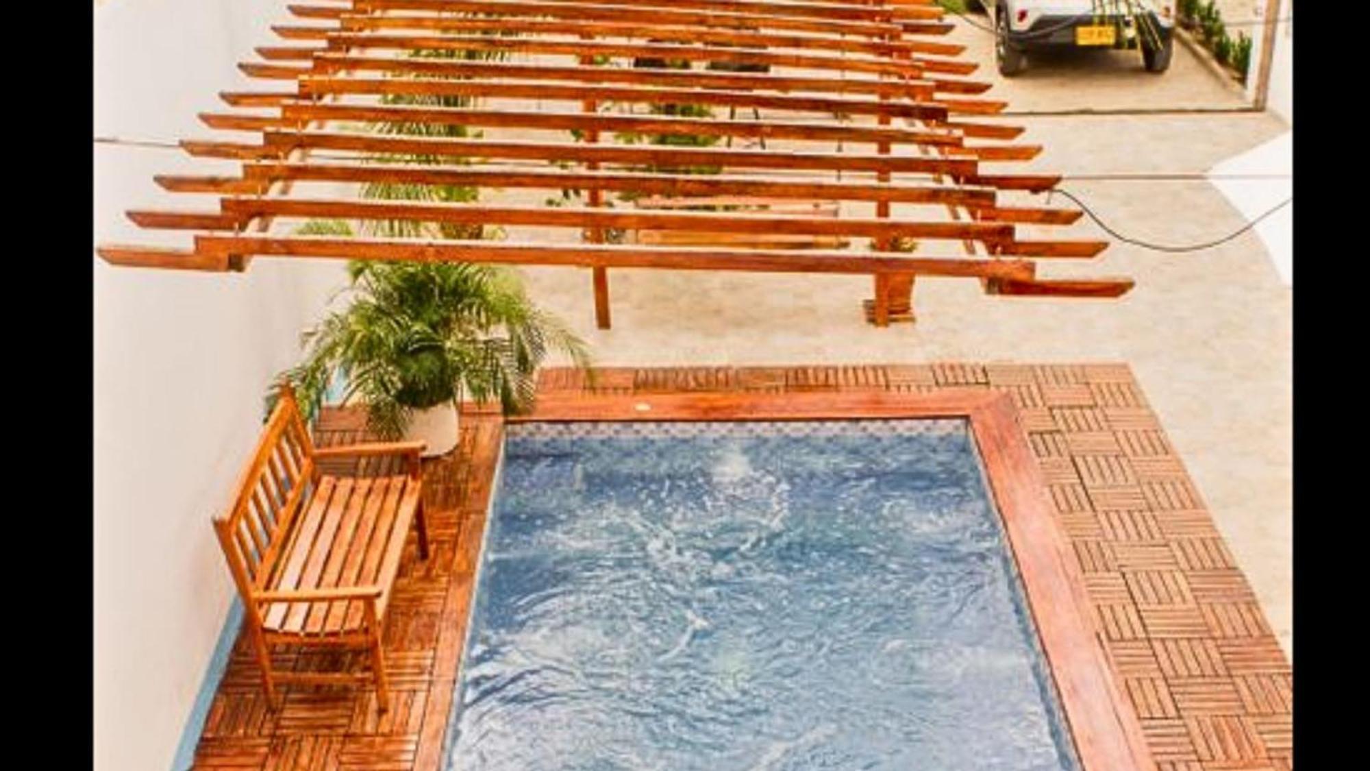 In Guest - Hb1 In La Boquilla Cartaena With Air Conditioning And Jacuzzi Pensión *